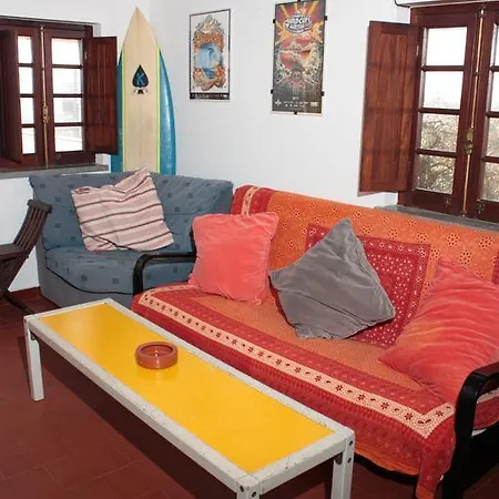 Albergue Da Silva Surfcamp
