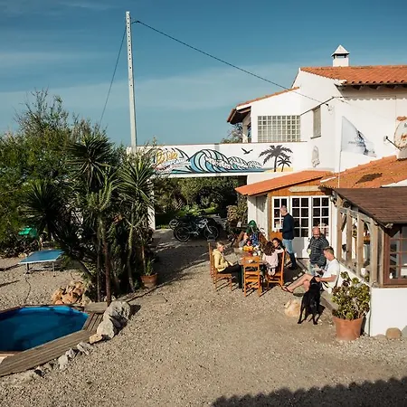 Albergue Da Silva Surfcamp *