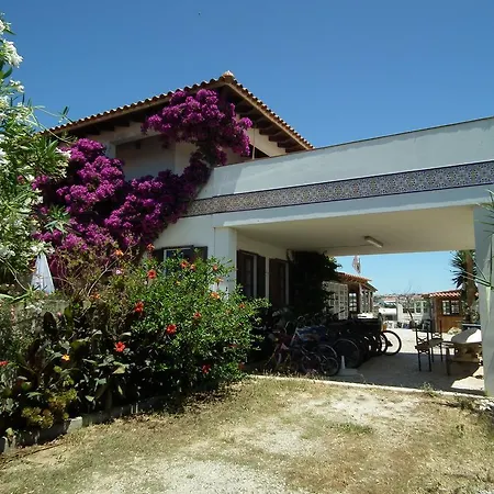 ホステル Da Silva Surfcamp *